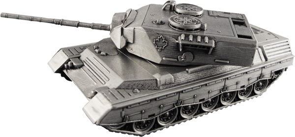 Изготовленная компанией Aitkens Pewter модель танка Canadian Leopard