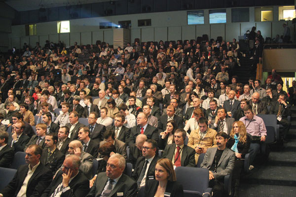 В конференции приняло участие более 900 человек