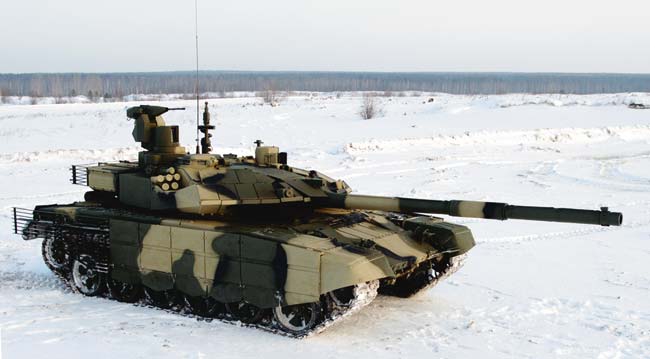 Танк Т-72Б — модернизированная модификация самого массового основного боевого танка (многоцелевого назначения) второго поколения Т-72, принятого на вооружение в Вооружtнные cилы СССР в 1973 году. Различные модификации этого танка состоят на вооружении многих стран мира
