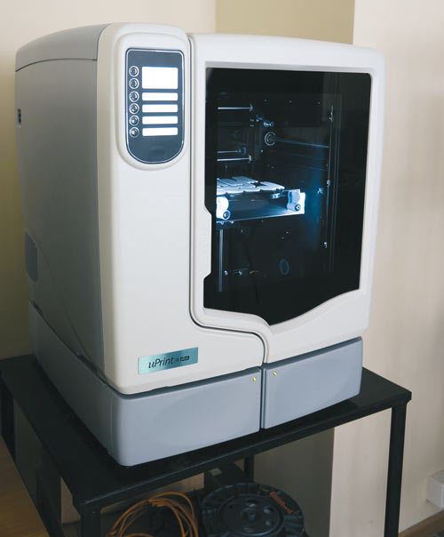 Рис. 3. 3D-принтер UPrint Plus
