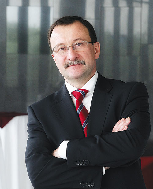 Виктор Беспалов, 
вице-президент, генеральный менеджер Siemens PLM Software в России и СНГ